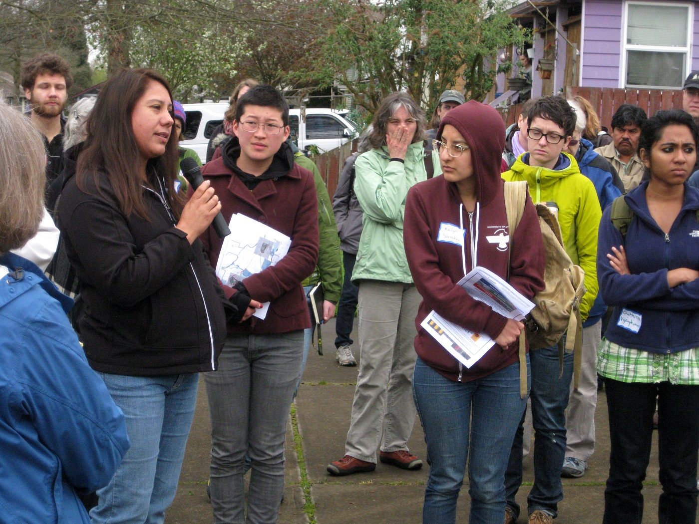 EJ Toxics Tour_Latina resident describes bad air in West Eugene_1400px
